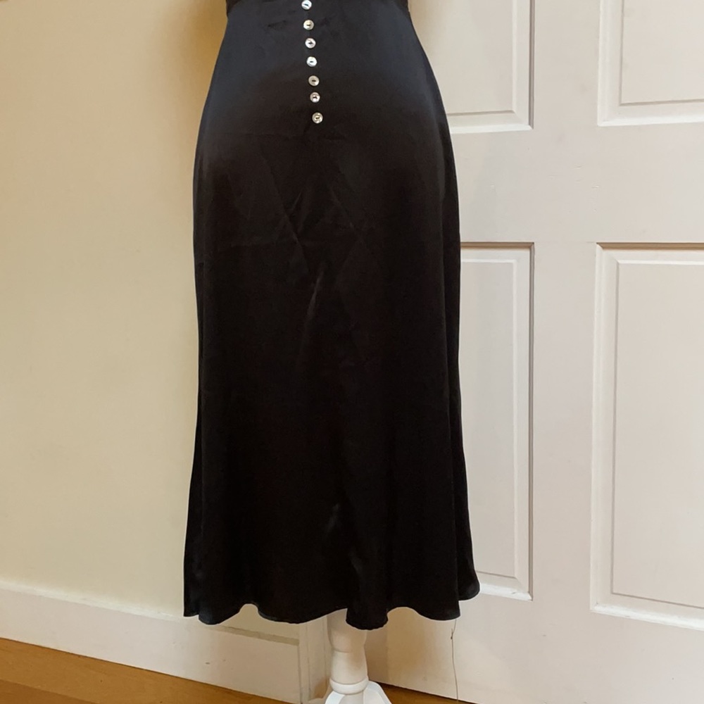 ✨HOST PICK✨Reformation Abbey Dress - Picture 5 of 8